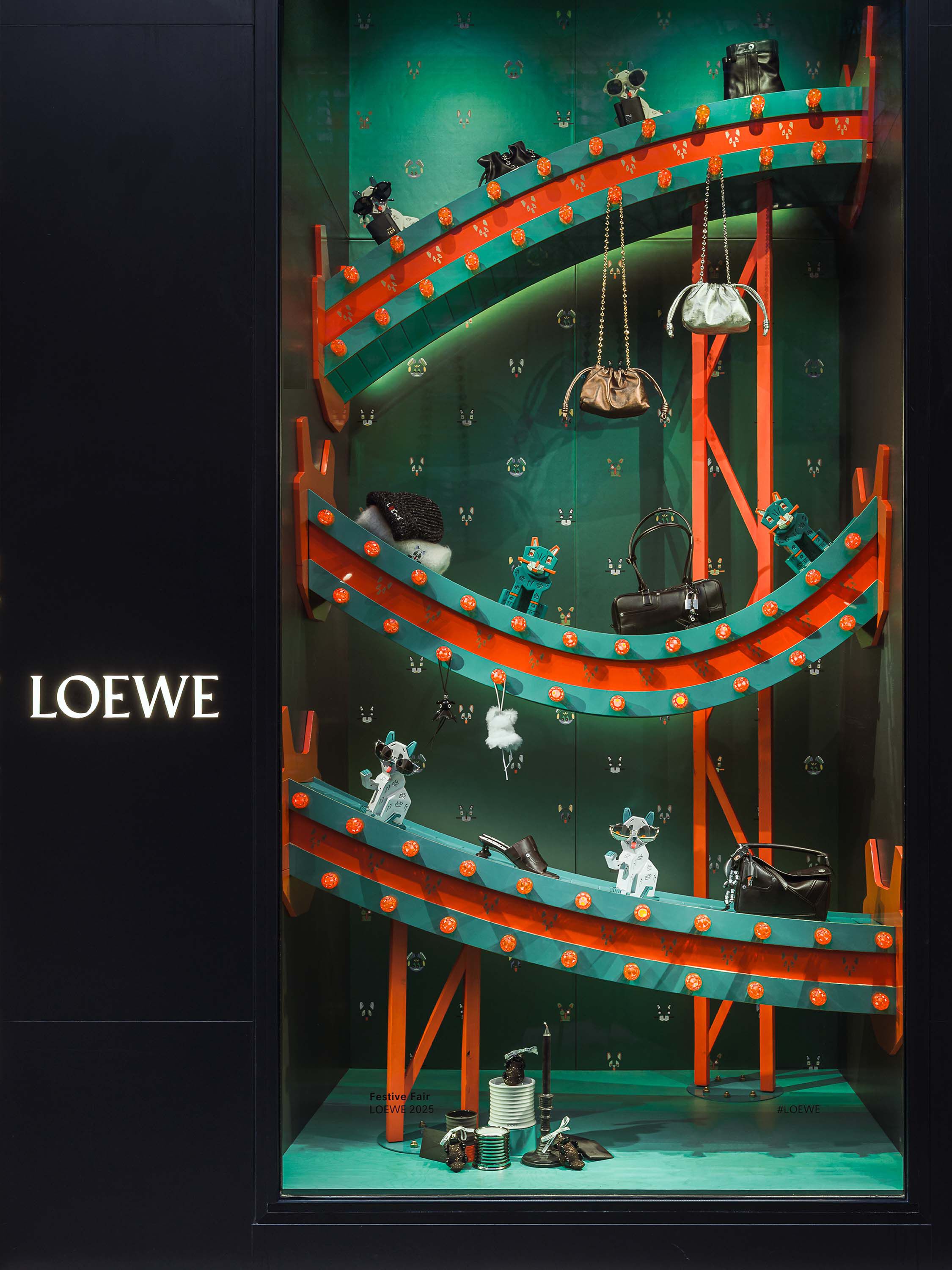 クリスマスギフトセレクション2025｜LOEWE - LOEWE